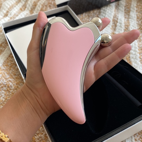 Refa caxa pink (discontinued) face beauty roller microcurrent with solar panel - Picture 3 of 5